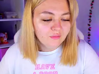 HornyCakee's Live Sex Cam Show