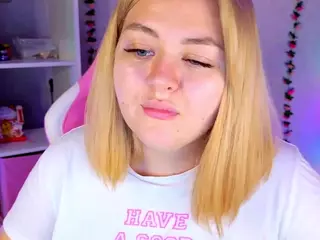 HornyCakee's Live Sex Cam Show