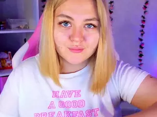 HornyCakee's Live Sex Cam Show