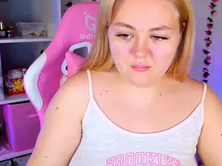 HornyCakee's Live Sex Cam Show