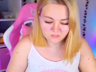 HornyCakee's Live Sex Cam Show