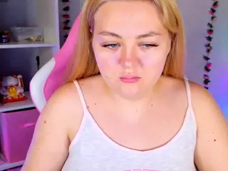HornyCakee's Live Sex Cam Show