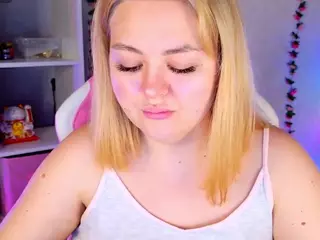 HornyCakee's Live Sex Cam Show
