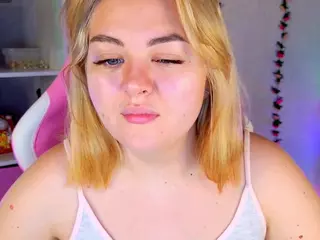 HornyCakee's Live Sex Cam Show