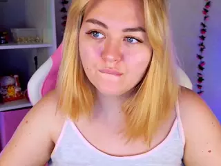 HornyCakee's Live Sex Cam Show
