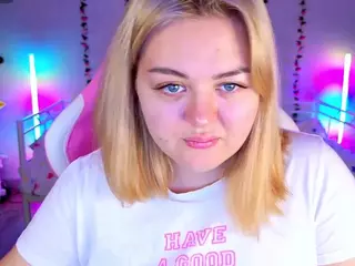 HornyCakee's Live Sex Cam Show