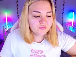 HornyCakee's Live Sex Cam Show
