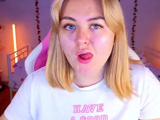 HornyCakee's Live Sex Cam Show