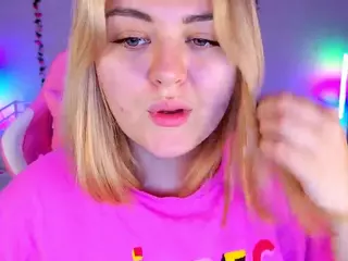 HornyCakee's Live Sex Cam Show
