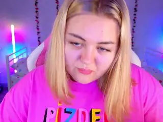 HornyCakee's Live Sex Cam Show