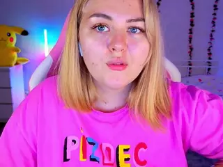 HornyCakee's Live Sex Cam Show