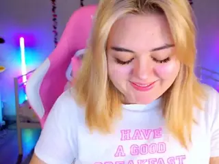 HornyCakee's Live Sex Cam Show