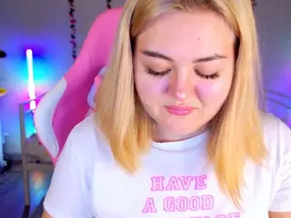 HornyCakee's Live Sex Cam Show
