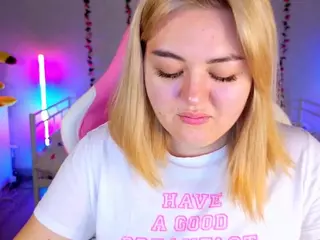 HornyCakee's Live Sex Cam Show