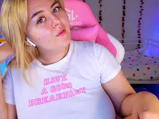 HornyCakee's Live Sex Cam Show