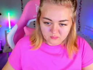 HornyCakee's Live Sex Cam Show