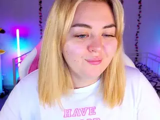 HornyCakee's Live Sex Cam Show