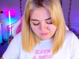 HornyCakee's Live Sex Cam Show