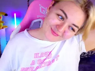 HornyCakee's Live Sex Cam Show