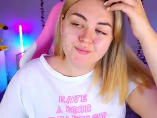 HornyCakee's Live Sex Cam Show