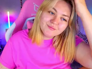 HornyCakee's Live Sex Cam Show