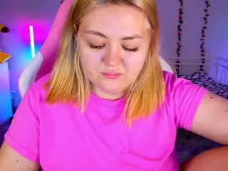 HornyCakee's Live Sex Cam Show