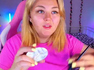 HornyCakee's Live Sex Cam Show