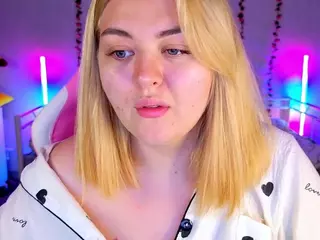 HornyCakee's Live Sex Cam Show