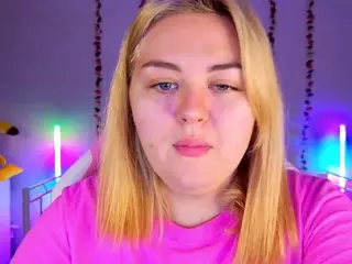 HornyCakee's Live Sex Cam Show