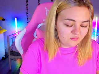 HornyCakee's Live Sex Cam Show