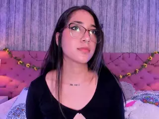 LiiaTurnner's Live Sex Cam Show
