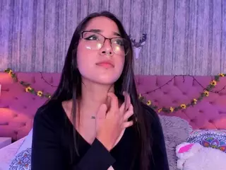 LiiaTurnner's Live Sex Cam Show