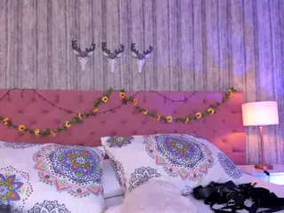 LiiaTurnner's Live Sex Cam Show