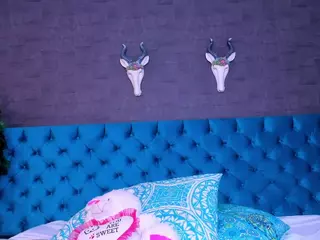 LiiaTurnner's Live Sex Cam Show