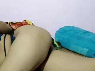 Lovelyraha's Live Sex Cam Show