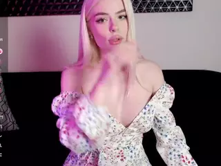 Mila's Live Sex Cam Show