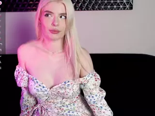 Mila's Live Sex Cam Show