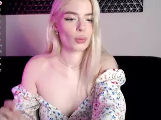 Mila's Live Sex Cam Show