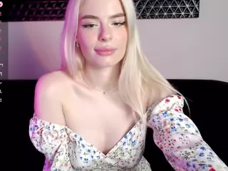 Mila's Live Sex Cam Show