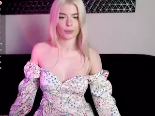 Mila's Live Sex Cam Show