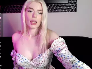 Mila's Live Sex Cam Show