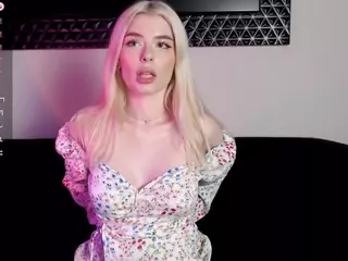 Mila's Live Sex Cam Show