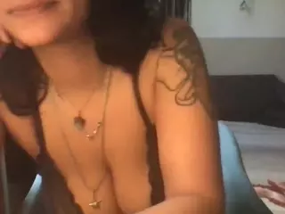 viviis's Live Sex Cam Show
