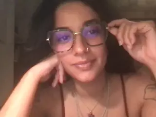 viviis's Live Sex Cam Show
