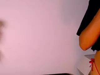 XcristalweetX's Live Sex Cam Show
