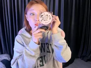 yunaloon's Live Sex Cam Show