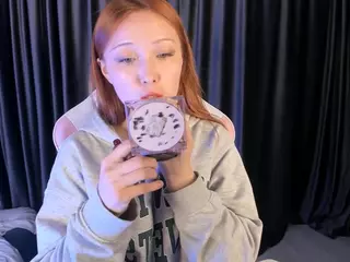 yunaloon's Live Sex Cam Show