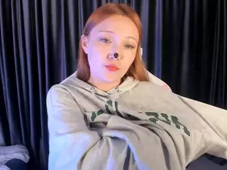 yunaloon's Live Sex Cam Show