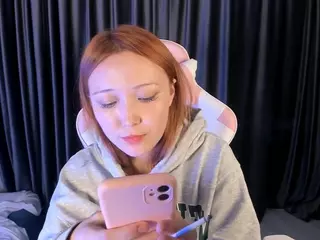 yunaloon's Live Sex Cam Show