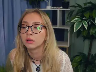 ZeldaClaxton's Live Sex Cam Show